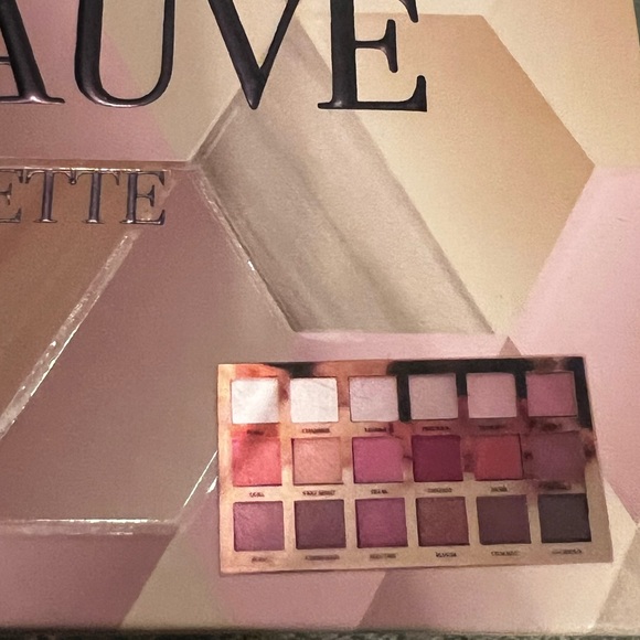 Marie Claire Paris eyeshadow - Picture 5 of 6